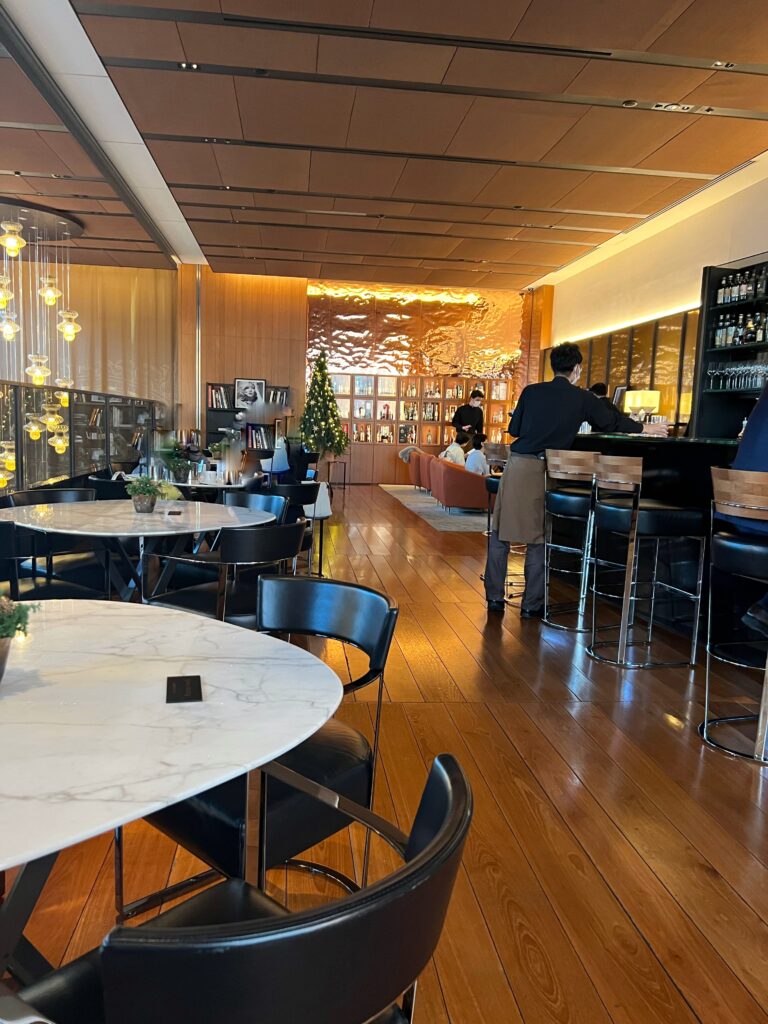 ブルガリ ギンザ・バーの内観