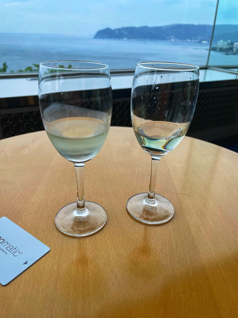 ロイヤルラウンジ